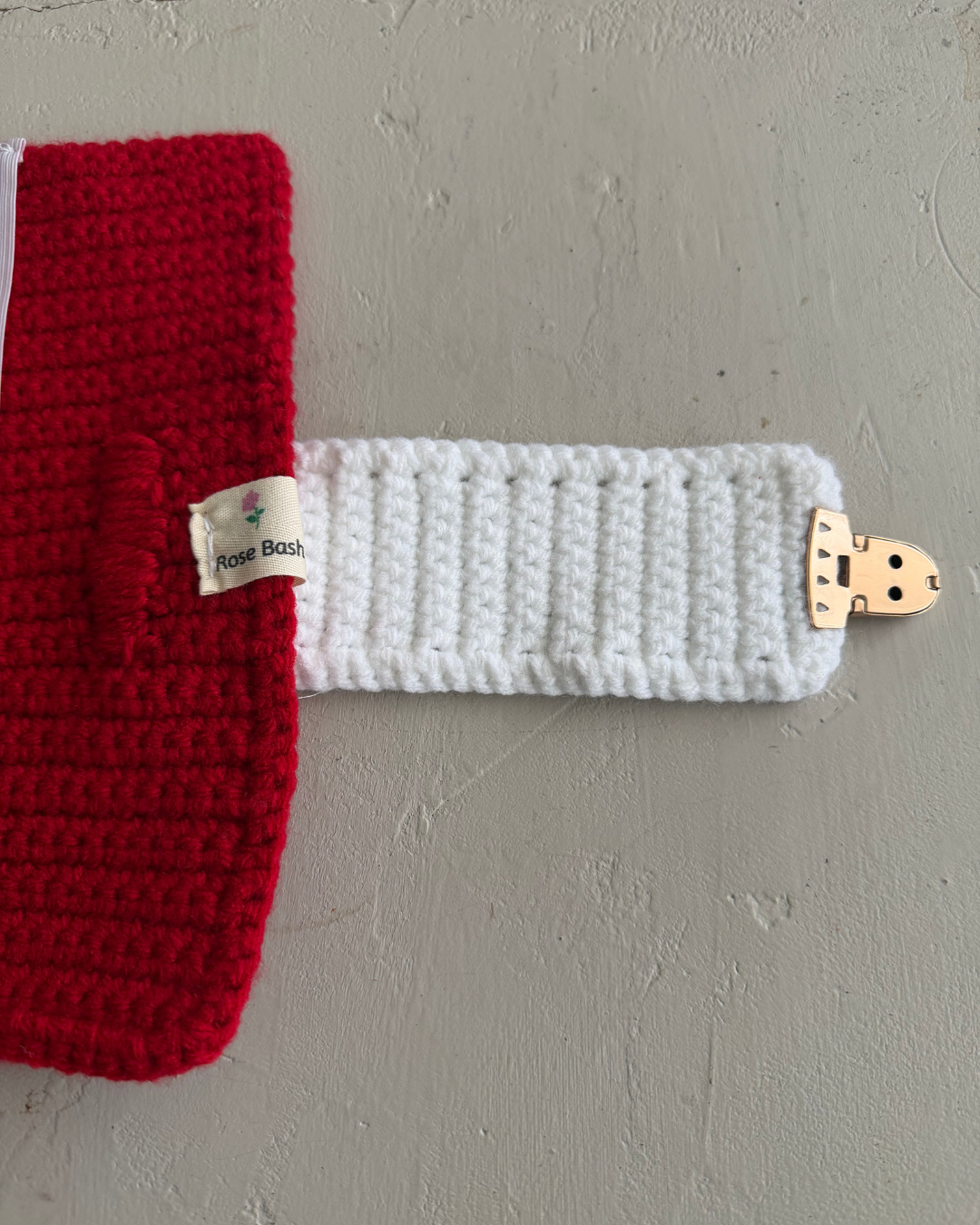 Protège-livre au crochet – Collection Écrin